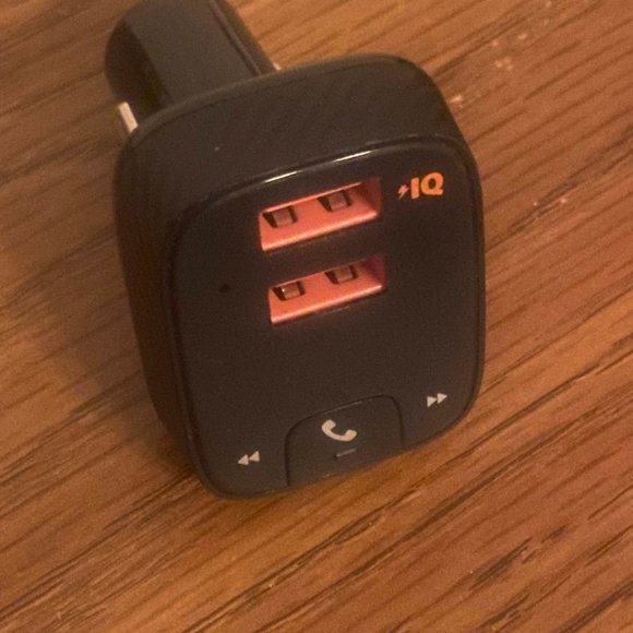 FM to Bluetooth Transmitter - Picture 1 of 3